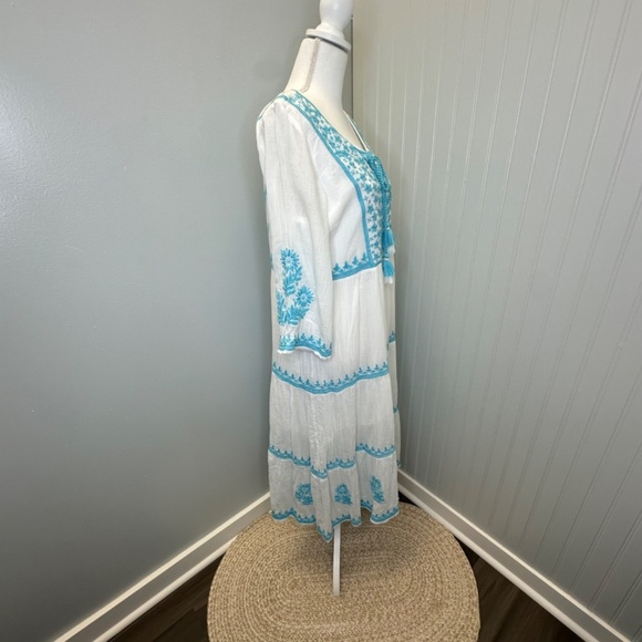 Soft Surroundings White with Blue Embroidered Juniper Dress S:Medium - Picture 2 of 10